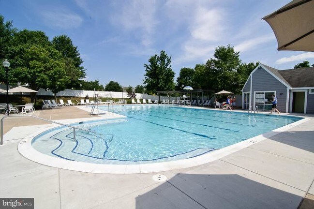 Building Photo - 7707 Old Woodstock Ln