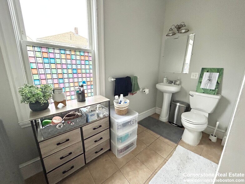 Building Photo - 38 Cherokee St