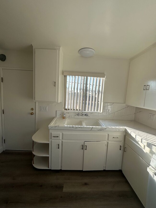 Building Photo - 4640 1/2 36th St.-