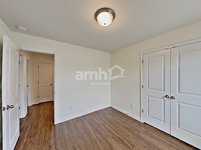 Building Photo - 693 Woodall Rd
