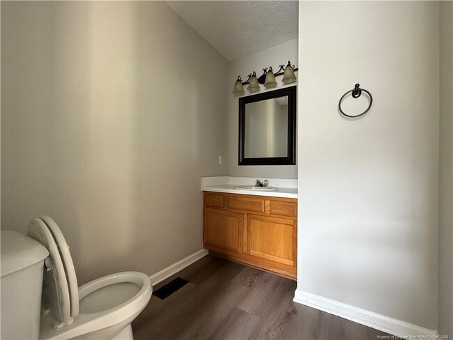 Building Photo - 163 Cornwallis Ct