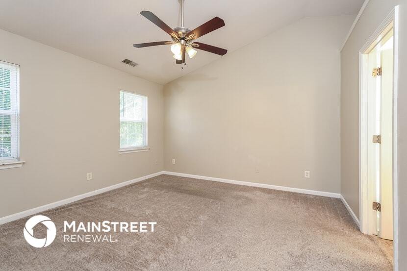 Building Photo - 3536 Glen Lyon Dr