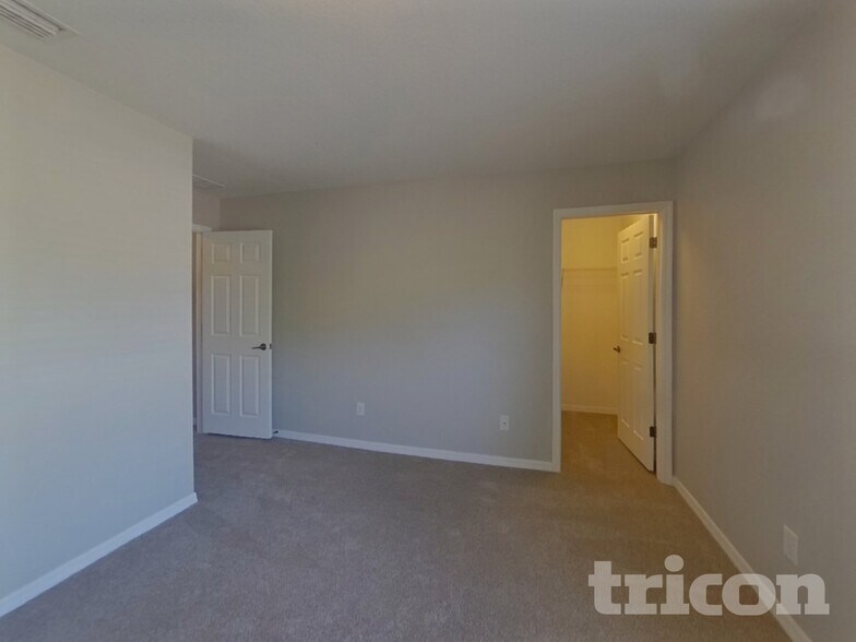 Building Photo - 7222 Bridgeview Dr