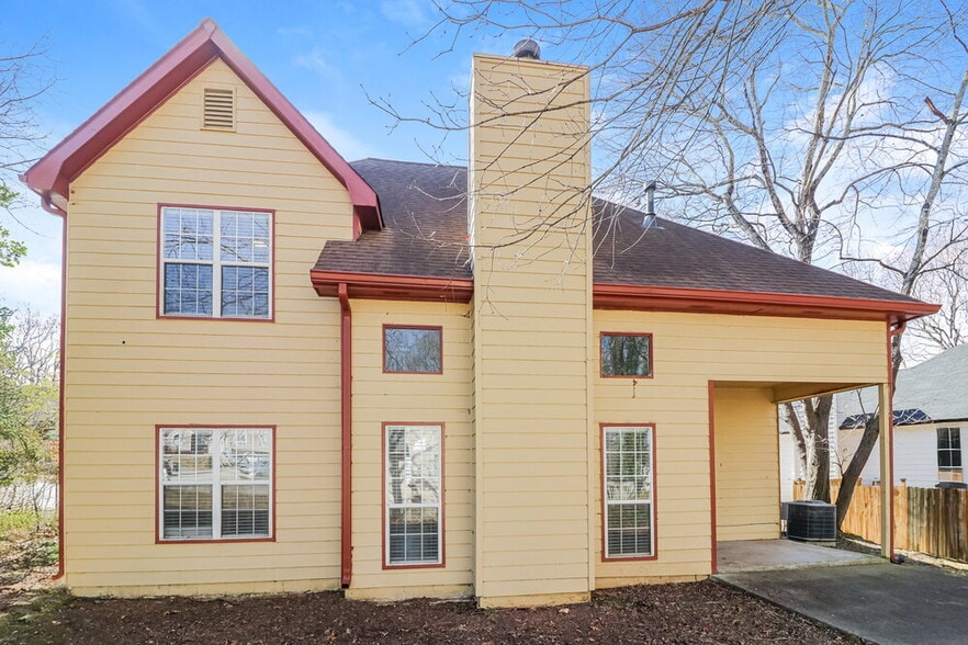 Building Photo - 2627 Windage Dr SW