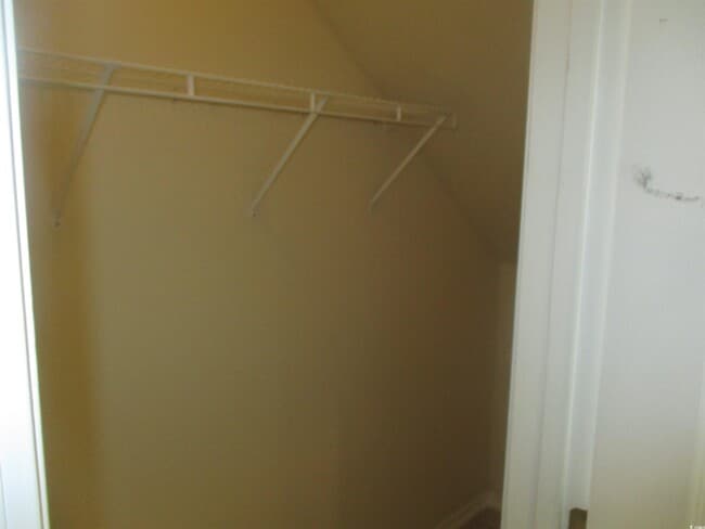 Building Photo - 161 Olde Towne Way