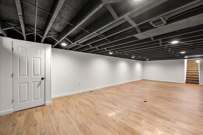 Building Photo - 11489 Anna Lisa Dr