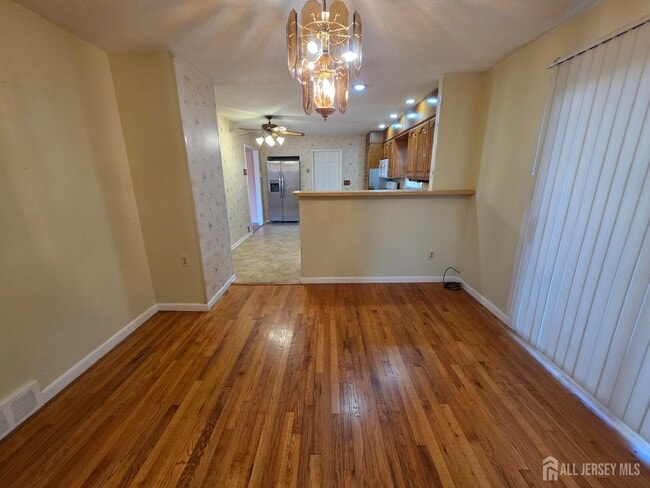 Building Photo - 236 Merchants Ave