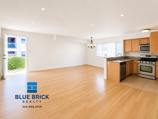 Building Photo - 13623 Sherman Way