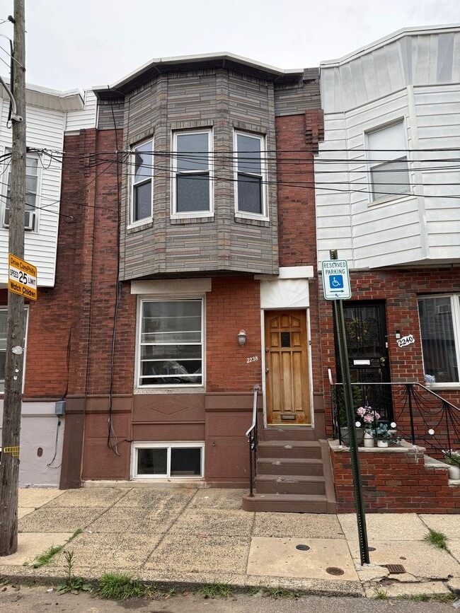 Primary Photo - 2 Bedroom Home off of 22nd and Jackson Str...