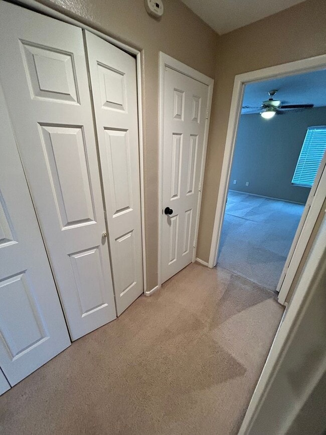 Building Photo - Charming 3 Bed/3Bath/1Car 2-Story Home nestled in this comfortable northwest community in Walnut ...