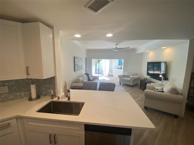 Building Photo - 2286 Anchorage Ln