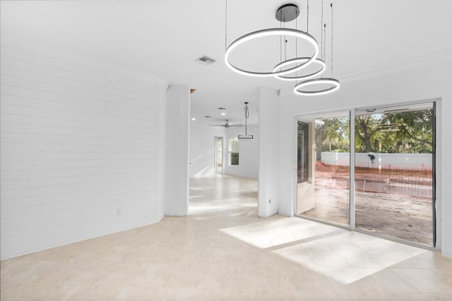 Building Photo - 301 Rudder Cay Way