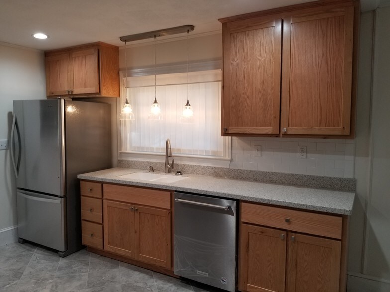 Coriander counter tops built in sink - 312 Harvey Cir