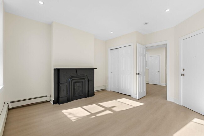 Building Photo - 349 Grove St