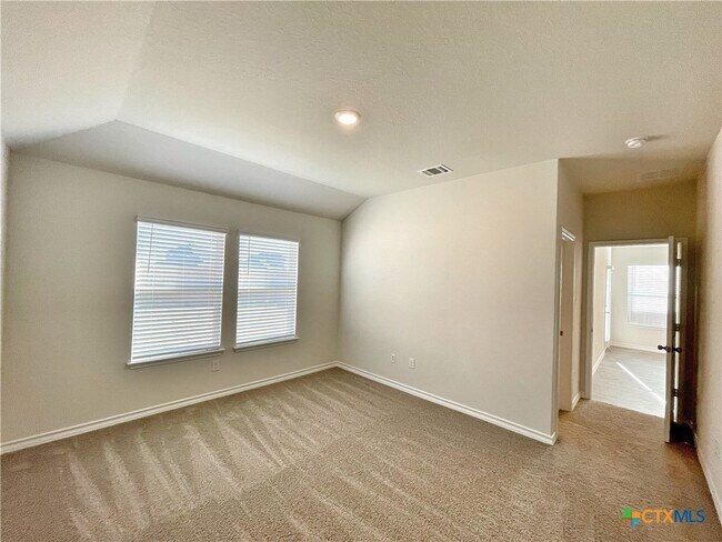 Building Photo - 388 Arbor Hills