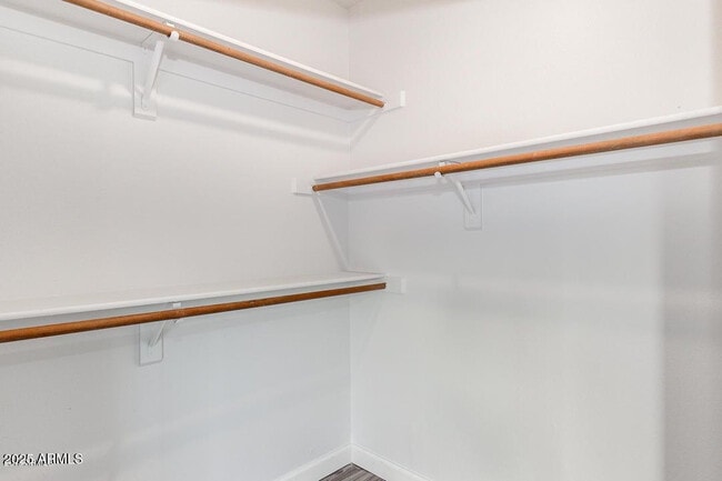 Building Photo - 1287 N Alma School Rd