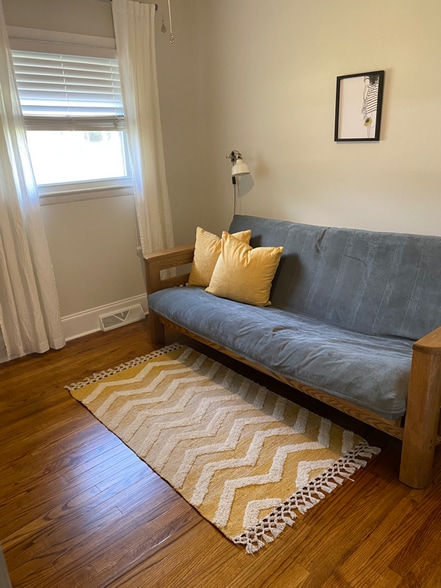 Building Photo - 2008 3rd Loop Rd