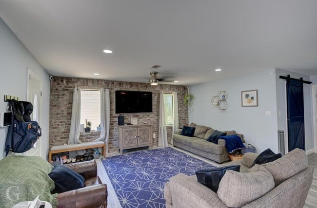 Building Photo - 3415 Horseshoe Trail