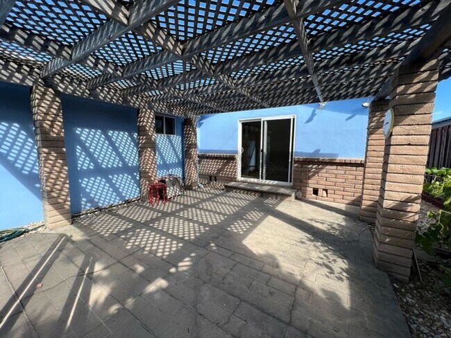 Building Photo - 4BD/2BA Newly Remodelled Cambrian Park Hom...