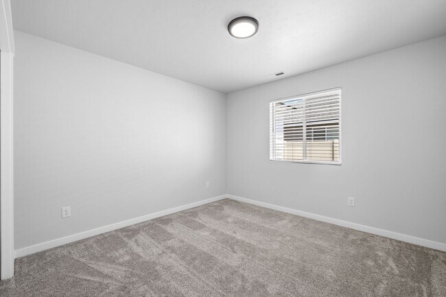 Building Photo - New Meridian Home with Vaulted Great Room and Extra Garage Space