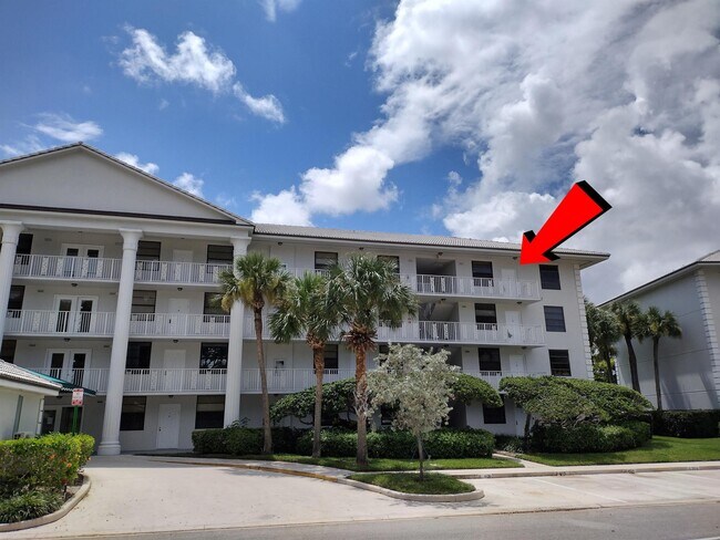 Building Photo - 3520 Whitehall Dr