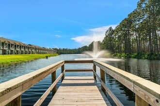 Building Photo - 232 Kara Lake Dr