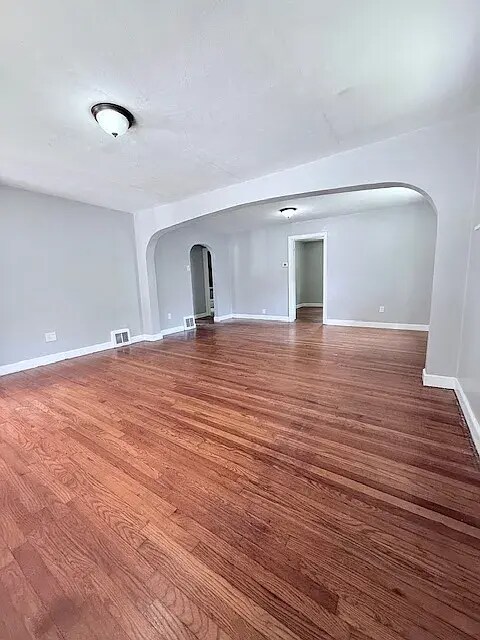 Building Photo - 7131 Garesche Ave