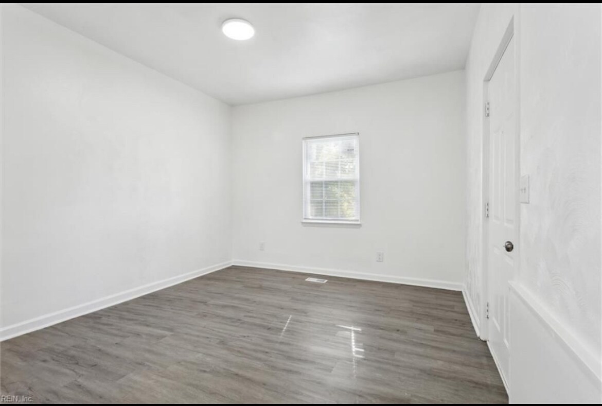 Building Photo - 2808 Lafayette Blvd