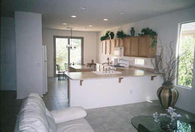 Building Photo - 12411 W Roberta Ln