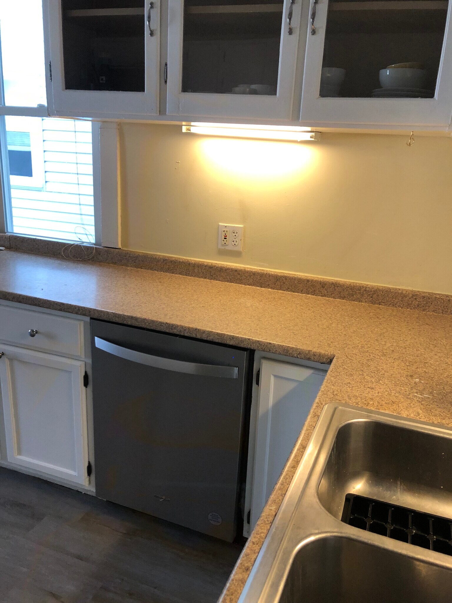 New dishwasher - 1117 Foster St