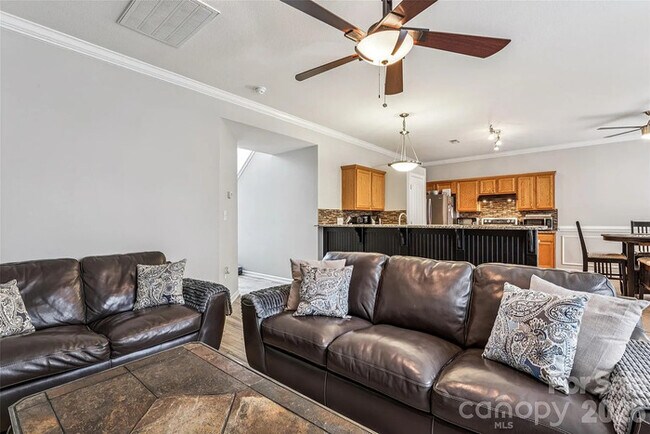 Building Photo - Earn Wealth While Leasing - Like a Homeowner - Lease to Own