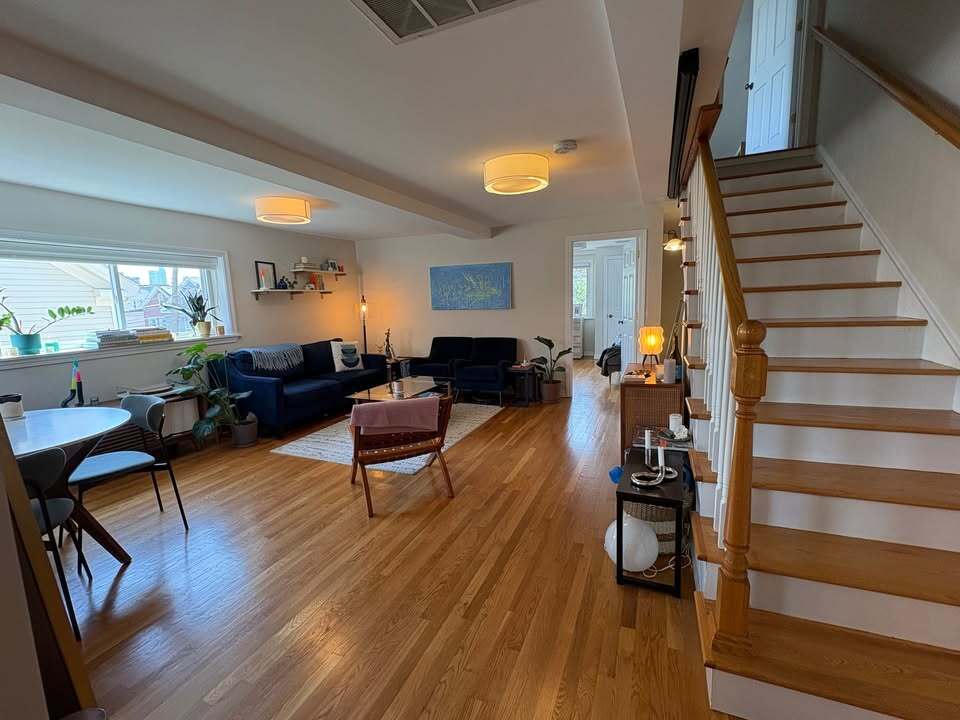 Building Photo - 89 Thorndike St