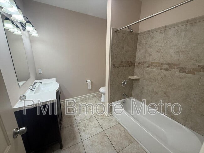 Building Photo - 7 N Potomac St