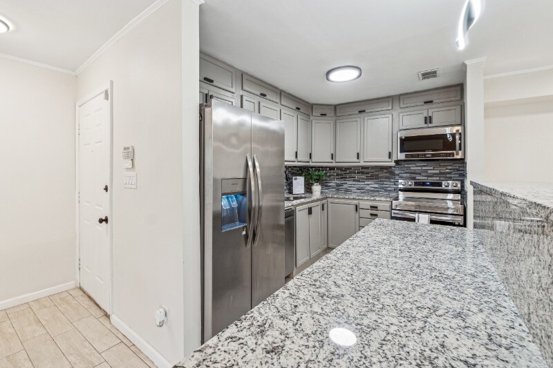 Building Photo - 434 McGill Pl NE