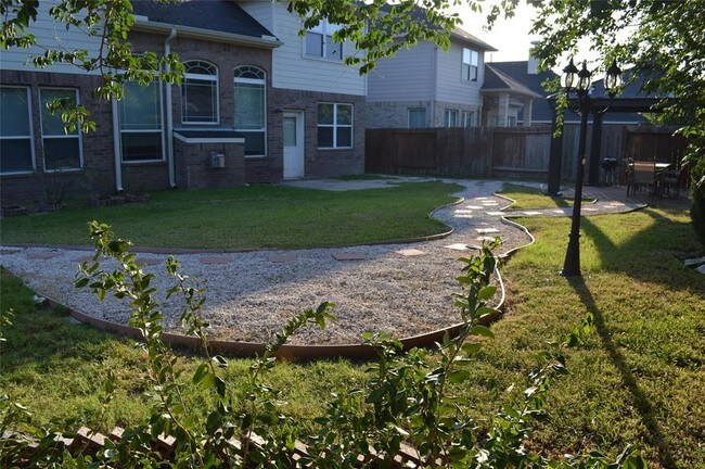 Building Photo - 6210 Marble Hollow Ln