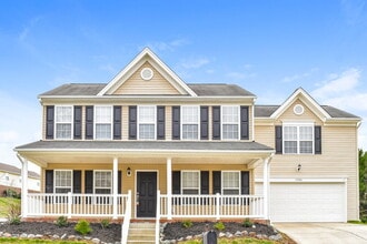 Building Photo - 12805 Coral Sunrise Dr