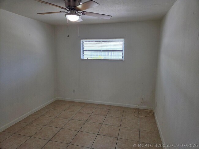 Building Photo - 337 Hernando St