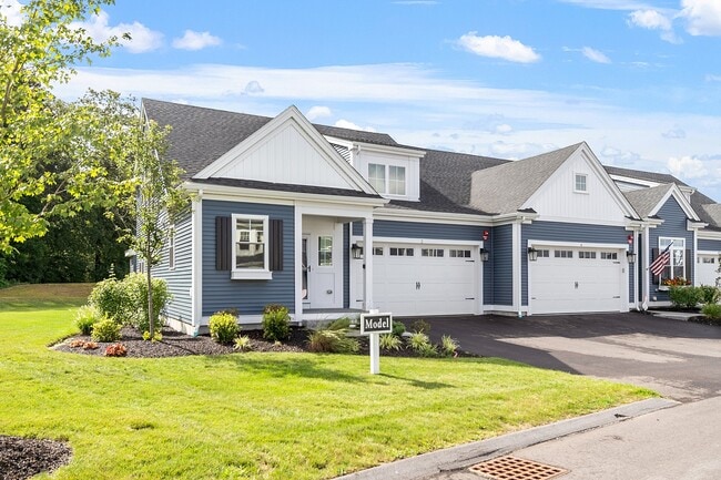 Building Photo - 3 Sawgrass Cir