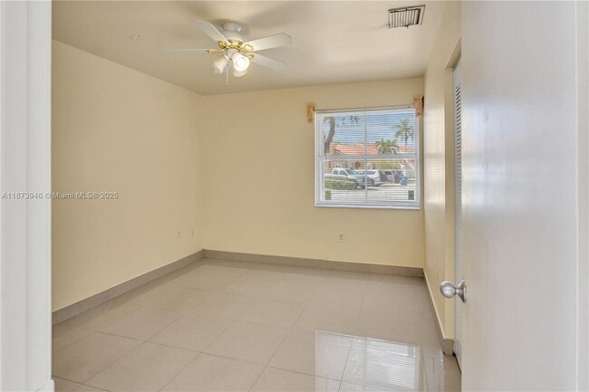 Building Photo - 6427 SW 132nd Ct Cir