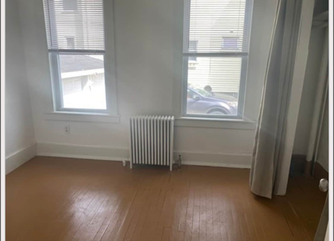 Building Photo - 19 Meacham St