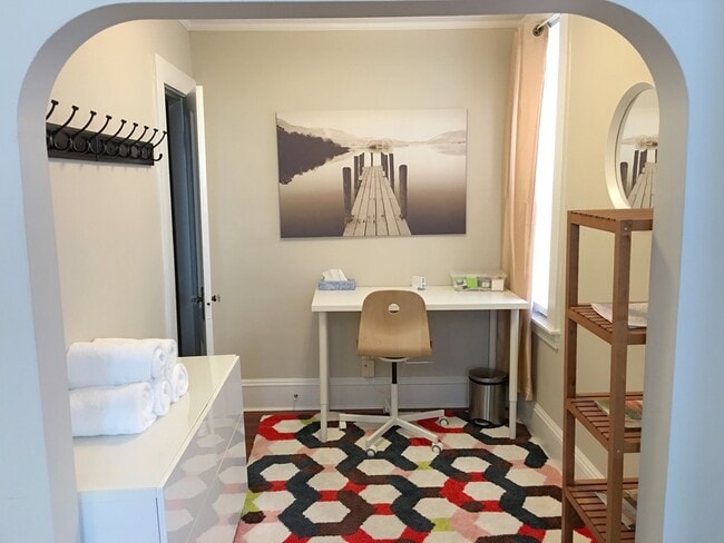 Building Photo - 37 Telegraph St