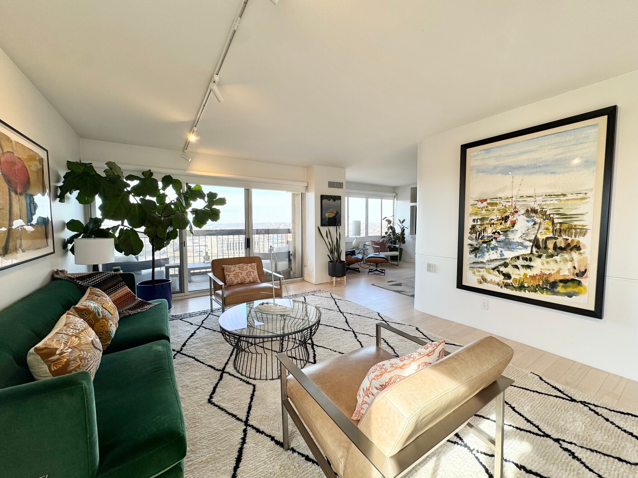 Building Photo - 2510 Grand Blvd