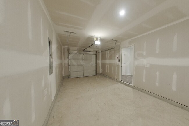 Building Photo - 341 Ironwood Ct