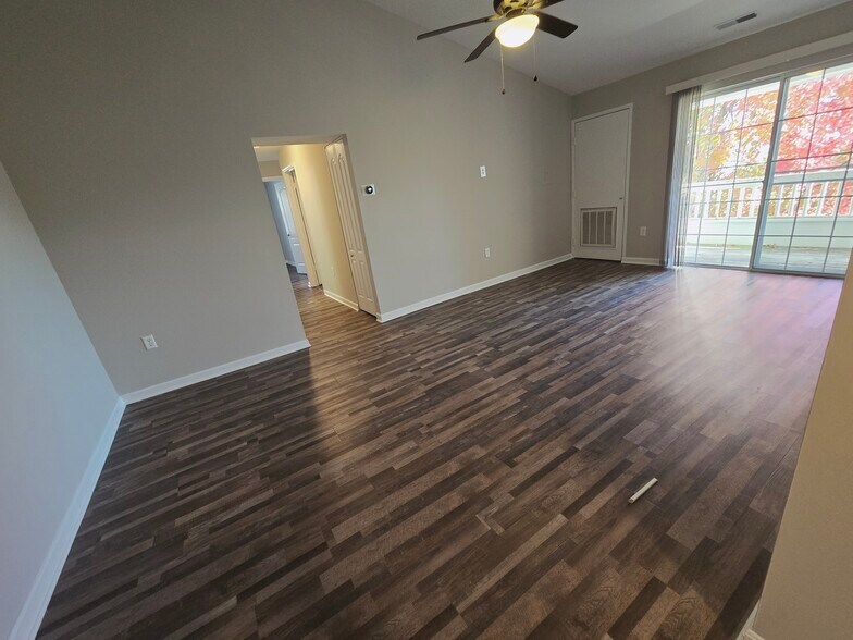 Building Photo - 8388 Montgomery Run Rd