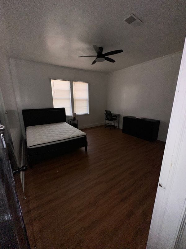 Building Photo - 1131 Eastview St