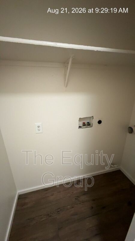 Building Photo - 3739 W Myrtle Ct