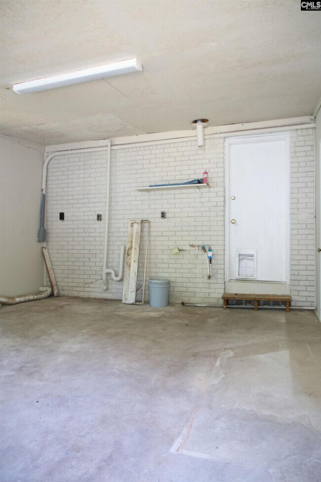 Building Photo - 826 Jefferson St