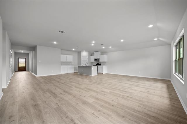 Building Photo - 533 Hickory Rdg Dr