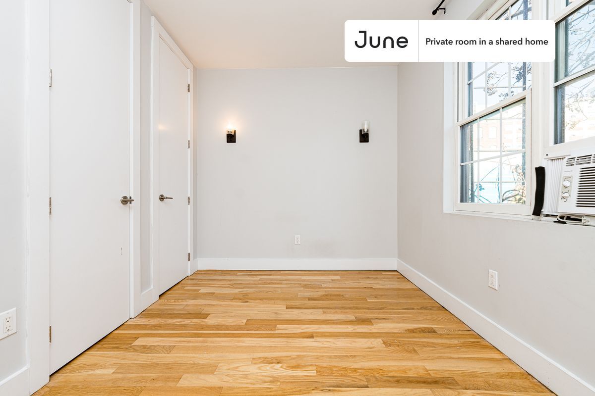 Building Photo - Room in Shared 3 bed/1 bath home in Clinton Hill
