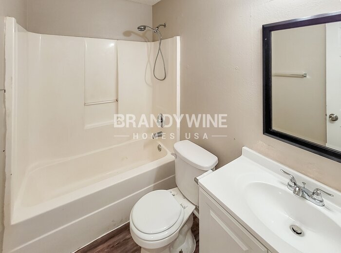 Building Photo - 4407 Pecan Creek Cir S